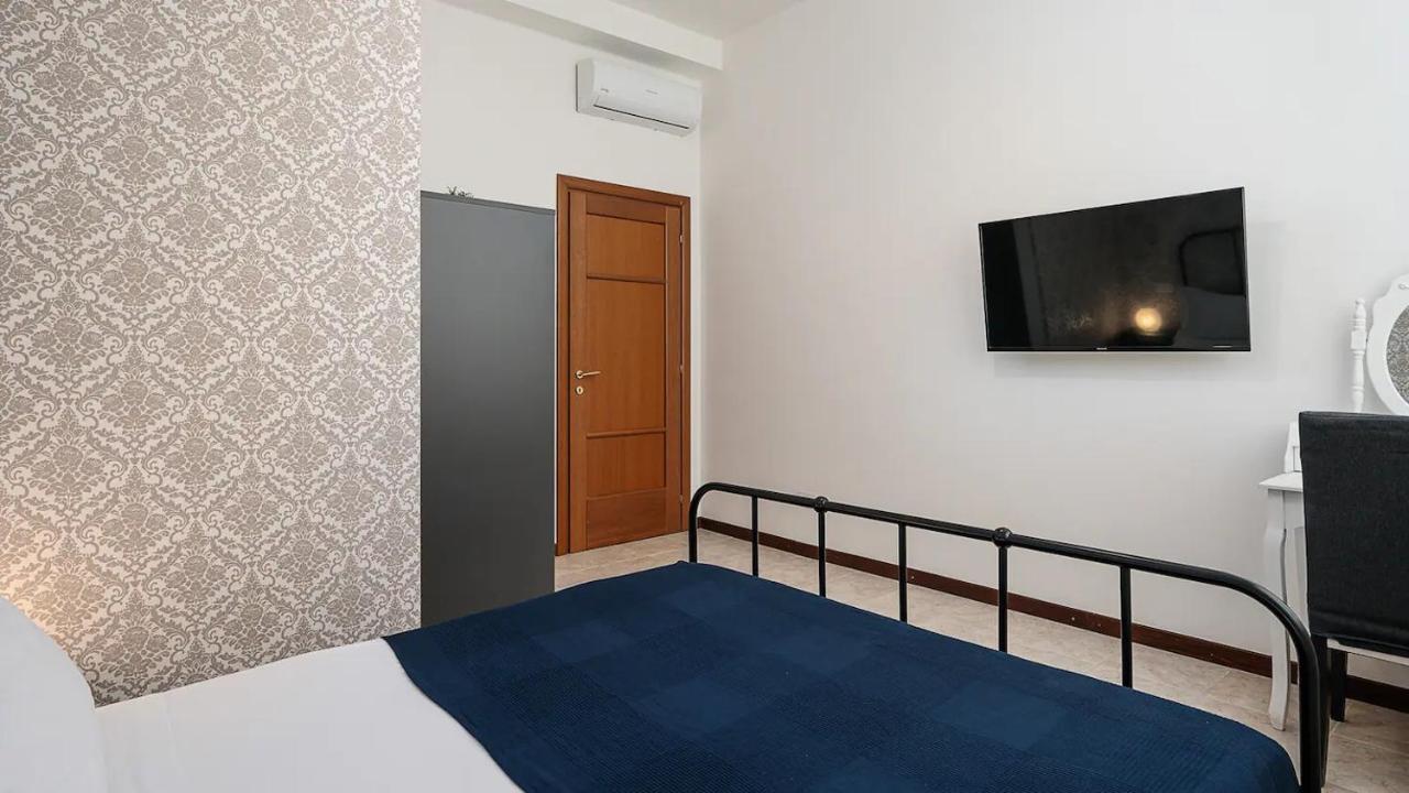 Blue City Paradise - Renovated Apt In Center Milanアパートメント エクステリア 写真